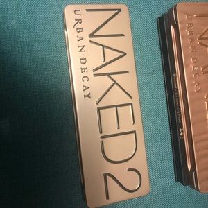Naked 2 palette urban decay